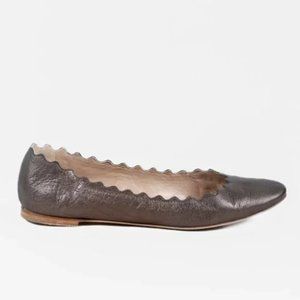 Chloé Lauren Scalloped Metallic Grey Leather Flats